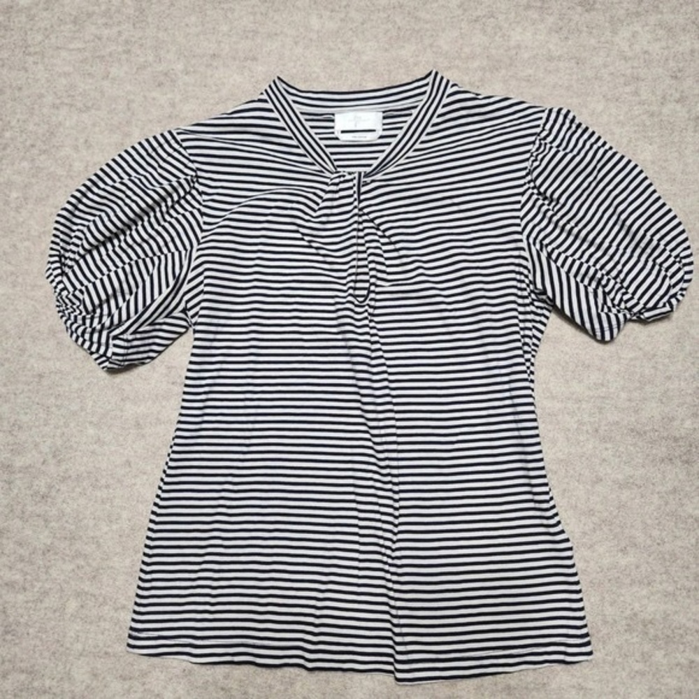 Striped Black and White Puff Sleeve Top